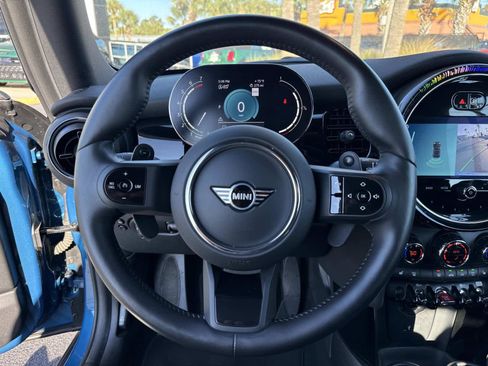 Certified 2023 MINI Cooper S image 22