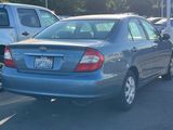 Used 2002 Toyota Camry LE image 2