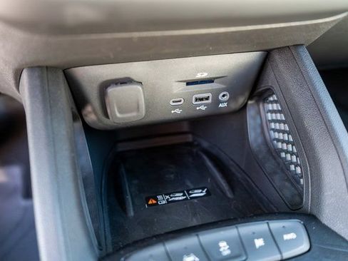 Used 2022 Chevrolet TrailBlazer RS w/ Technology Package AWD/4WD image 30