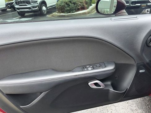 Used 2022 Dodge Challenger R/T Scat Pack w/ Shaker Package image 11