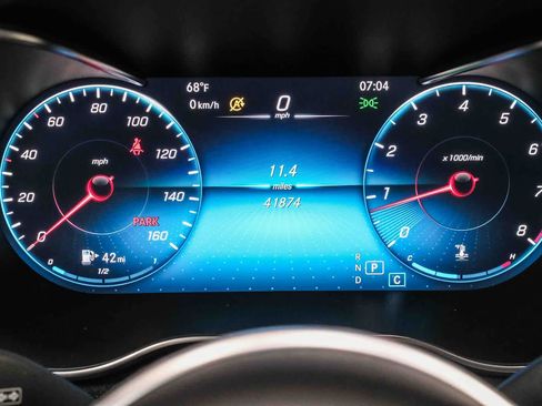 Certified 2022 Mercedes-Benz GLC 300 4MATIC image 30