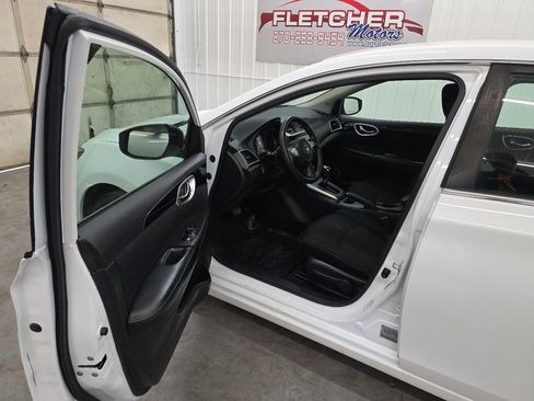 Used 2019 Nissan Sentra SV image 23