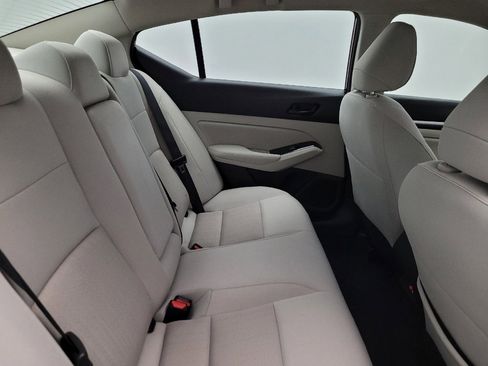 Used 2023 Nissan Altima 2.5 SV FWD image 19