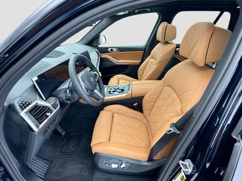 Used 2026 BMW X5 xDrive50e w/ M Sport Package AWD/4WD image 18