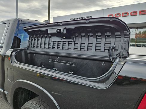 Used 2025 RAM 1500 Limited AWD/4WD image 11