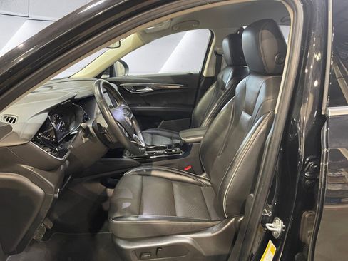 Used 2023 Buick Envision Essence image 10