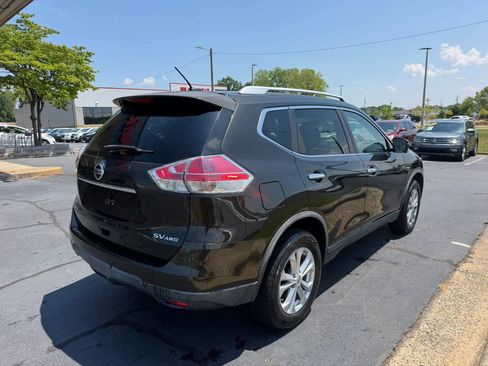 Used 2016 Nissan Rogue SV w/ SV Premium Package AWD/4WD image 7