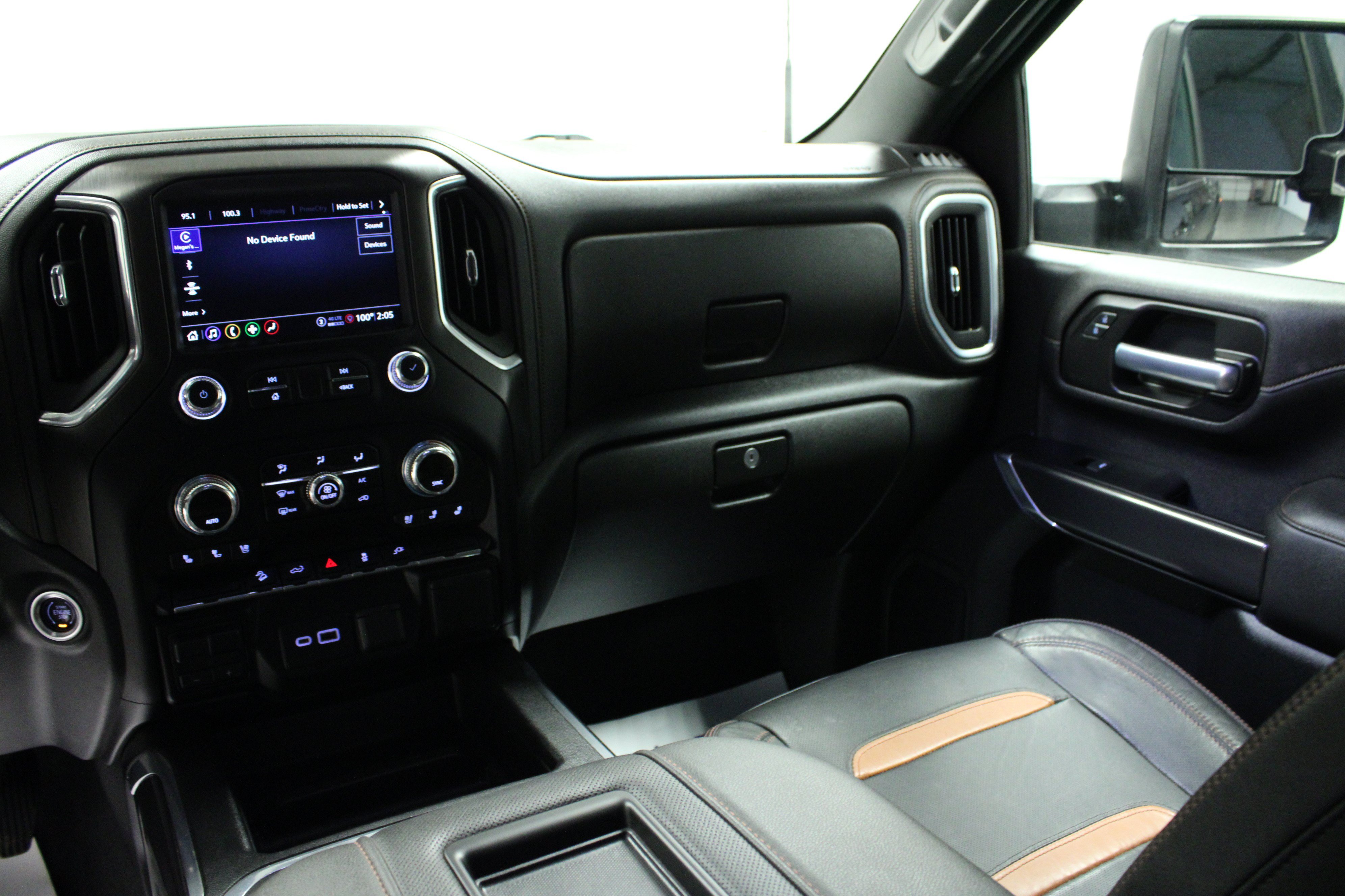 Used 2021 GMC Sierra 2500 AT4 AWD/4WD image 19