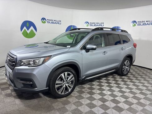 Used 2022 Subaru Ascent Limited w/ Technology Package image 3