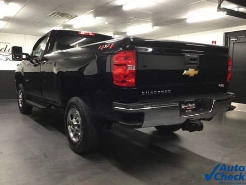 Used 2019 Chevrolet Silverado 2500 W/T w/ WT Convenience Package AWD/4WD image 8