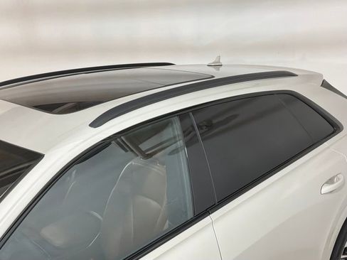 Used 2023 Audi Q8 Premium w/ Convenience Package image 23