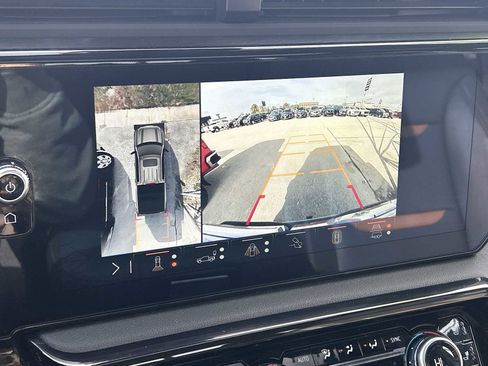 Used 2024 GMC Sierra 1500 AT4 w/ Technology Package image 14