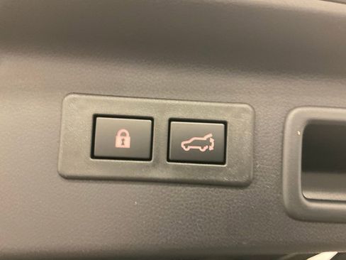 New 2026 Subaru Forester Touring AWD/4WD image 27