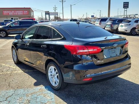Used 2017 Ford Focus SE image 5