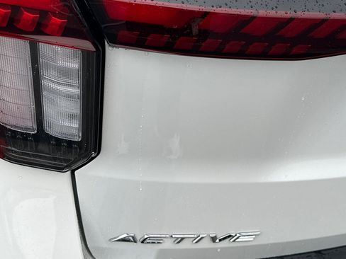 New 2026 Ford Explorer Active w/ Active Comfort Package image 27