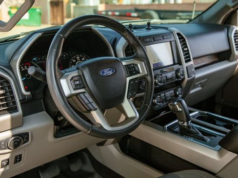 Used 2020 Ford F150 Lariat w/ Trailer Tow Package AWD/4WD image 10