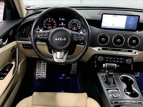 Used 2023 Kia Stinger GT-Line w/ Sun & Sound Package image 5