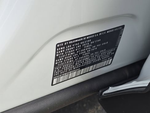 New 2025 Volkswagen Tiguan S image 33