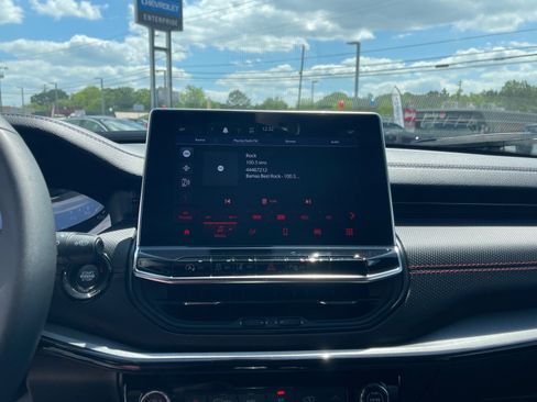 Used 2025 Jeep Compass Trailhawk w/ Trailer Tow Group image 5