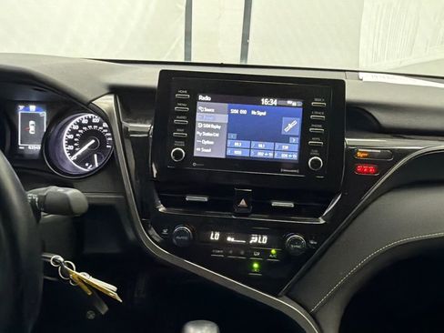 Used 2024 Toyota Camry SE FWD image 26
