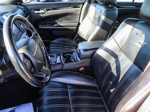 Used 2022 Chrysler 300 S image 16