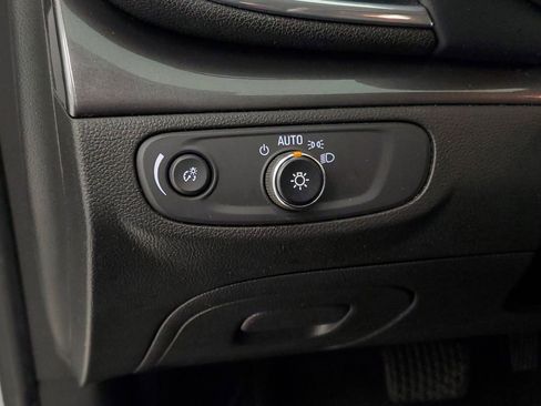Used 2020 Buick Encore Preferred FWD image 11