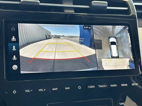 Used 2024 Hyundai Tucson Limited AWD/4WD image 19
