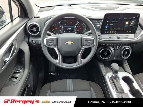New 2025 Chevrolet Blazer LT w/ Convenience Package image 8