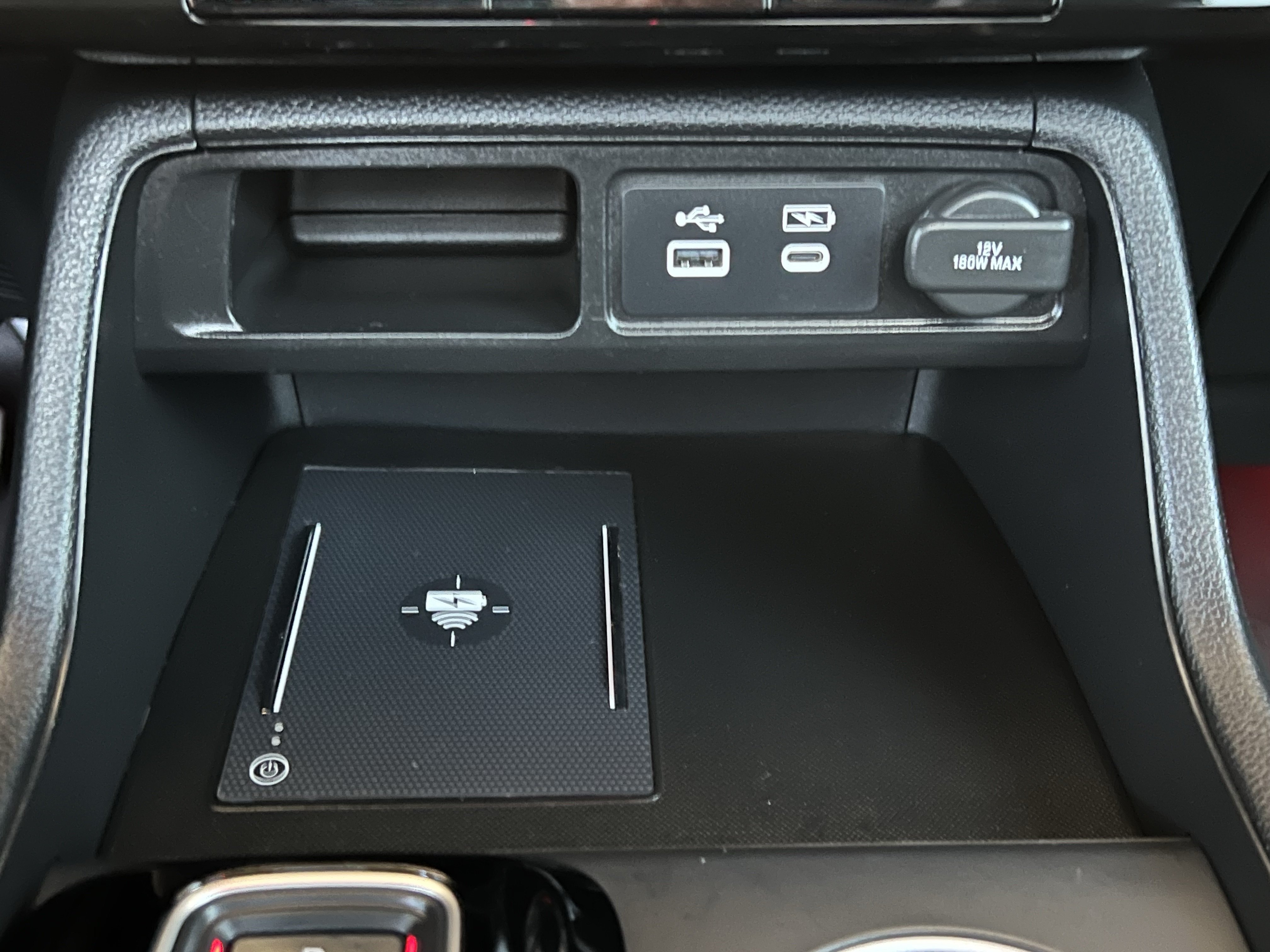 Used 2025 Honda Pilot Black Edition image 30