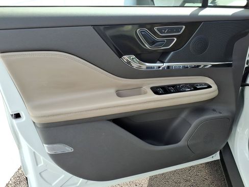 Certified 2023 Lincoln Corsair Reserve AWD/4WD image 13