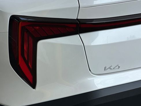 New 2026 Kia K4 FWD image 7
