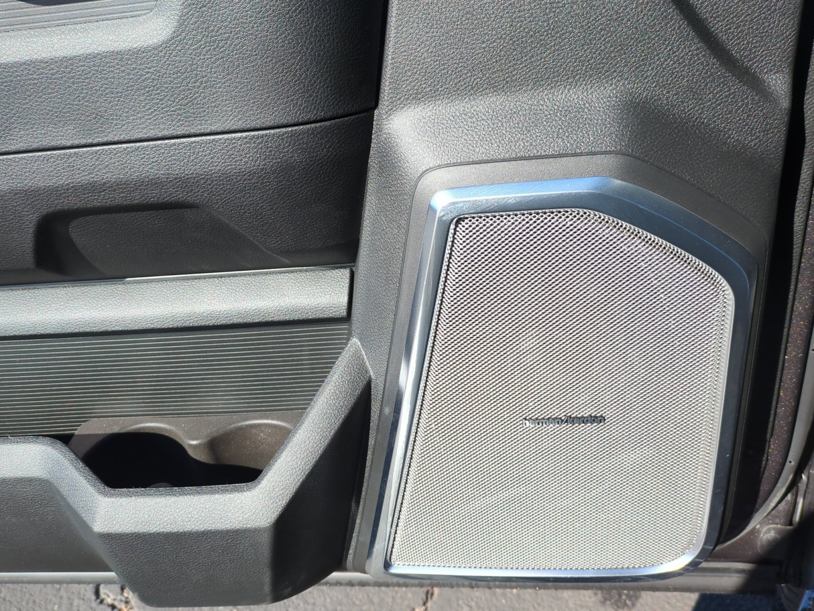 New 2026 RAM 2500 Laramie AWD/4WD image 27