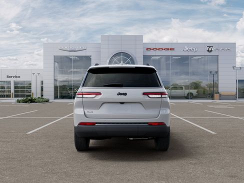 New 2026 Jeep Grand Cherokee L 4WD image 33