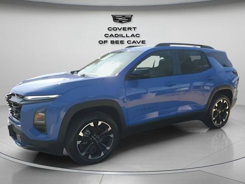 Used 2025 Chevrolet Equinox RS w/ Safety and Technology Package image 3