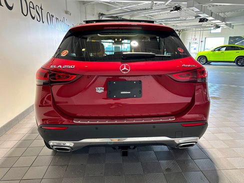 Used 2023 Mercedes-Benz GLA 250 4MATIC image 5
