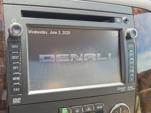 Used 2012 GMC Yukon Denali AWD/4WD image 31