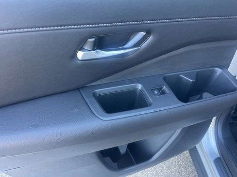 New 2025 Nissan Pathfinder SL image 29