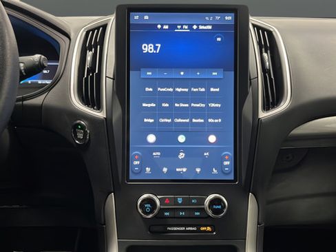 Used 2024 Ford Edge SEL w/ Convenience Package AWD/4WD image 13