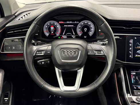 Used 2023 Audi Q7 3.0T Premium Plus w/ Premium Plus Package AWD/4WD image 22