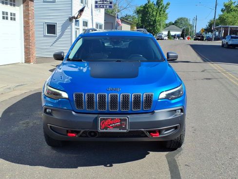 Used 2021 Jeep Cherokee Trailhawk w/ Sun, Sound & Nav Group AWD/4WD image 3