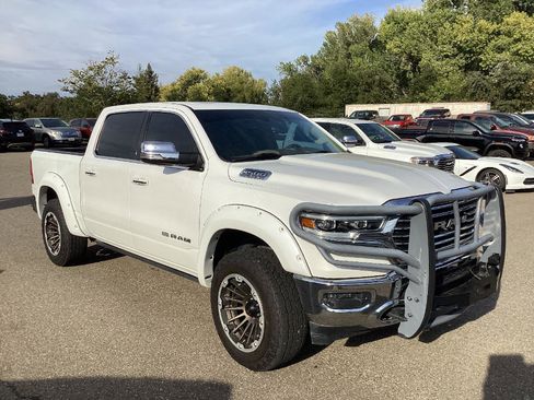 Used 2019 RAM 1500 Limited image 3