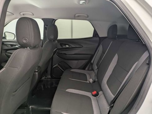 Used 2024 Chevrolet TrailBlazer LT w/ Driver Confidence Package FWD image 20