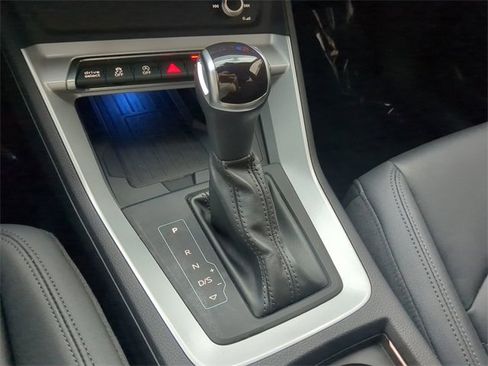 Used 2022 Audi Q3 2.0T Premium Plus w/ Premium Plus Package image 26