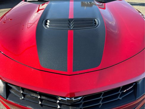 Certified 2022 Chevrolet Camaro LT w/ RS Package image 25