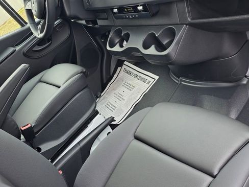 New 2026 Mercedes-Benz Sprinter 2500 image 10