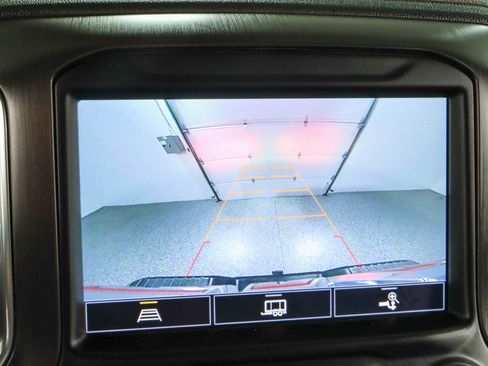 Used 2021 GMC Sierra 2500 AT4 image 19