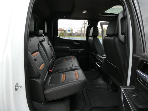Used 2021 GMC Sierra 1500 AT4 w/ Technology Package AWD/4WD image 36