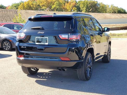 Used 2022 Jeep Compass High Altitude image 3