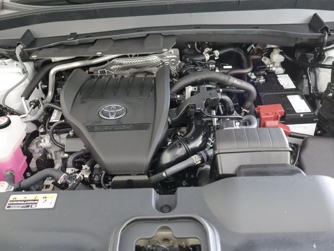 Used 2024 Toyota Grand Highlander AWD image 28