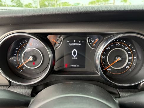 Used 2022 Jeep Gladiator Sport AWD/4WD image 28